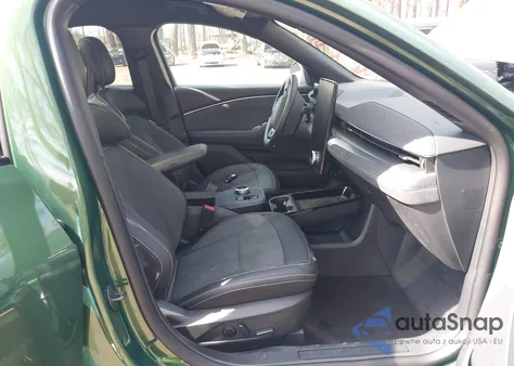 2024 Ford Mustang Mach-E Gt z USA, uszkodzony, nr VIN 3FMTK4SX2RMA10902